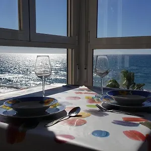 Apartment Beachfront 82, Torrox